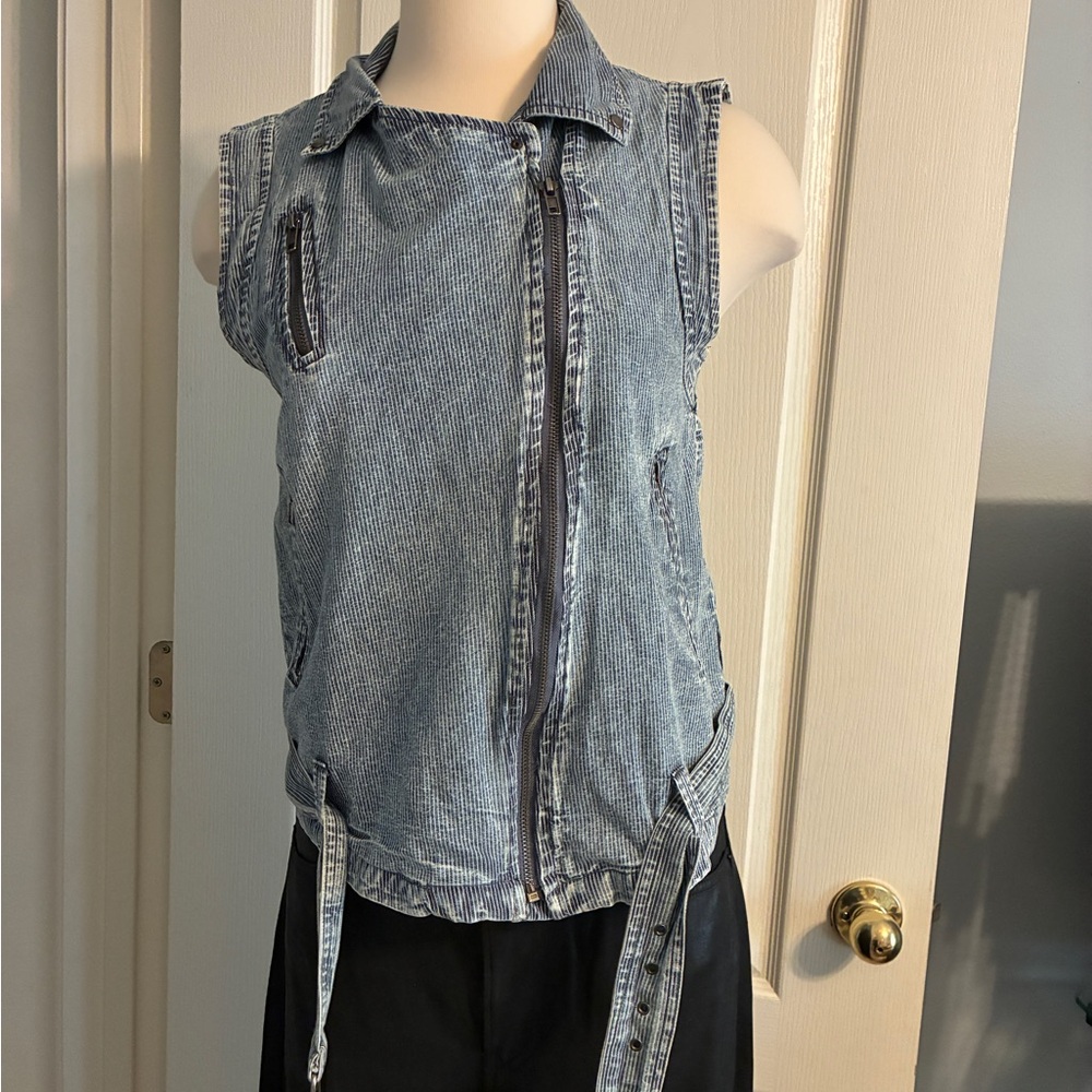 Olive +Oak Striped Denim Striped Denim Vest Small
